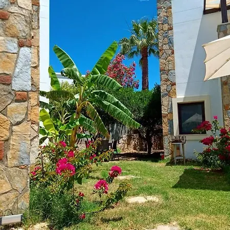 Aparthotel The Mara *